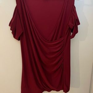 TORRID BURGUNDY COLD SHOULDER WRAP BLOUSE GREAT PRE-OWNED CONDITION SIZE 1